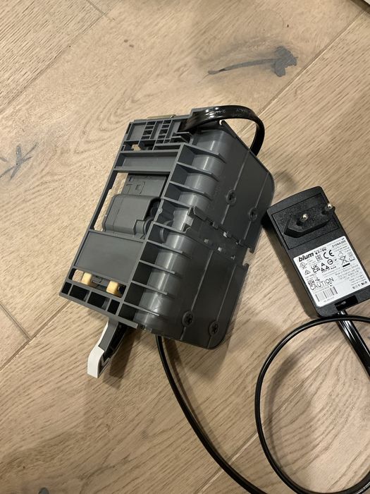 Blum servo-drive Z10A3000 push electric