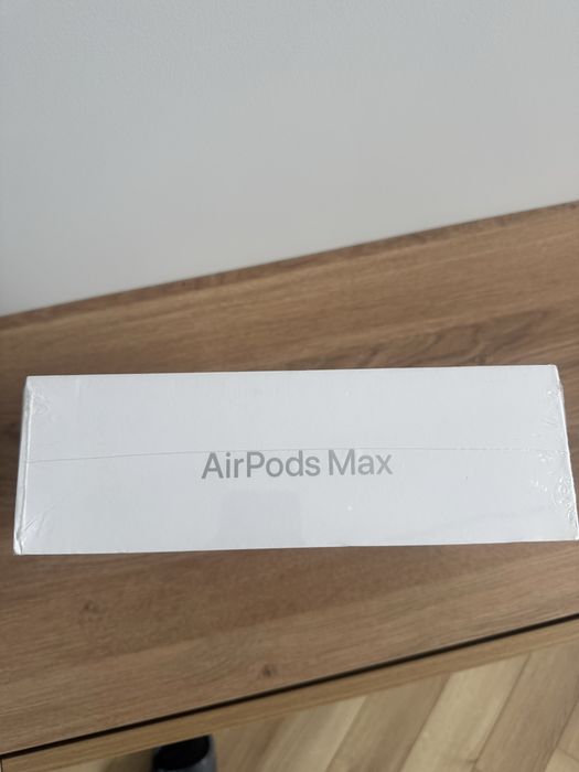 Продам наушники AirPodsMax