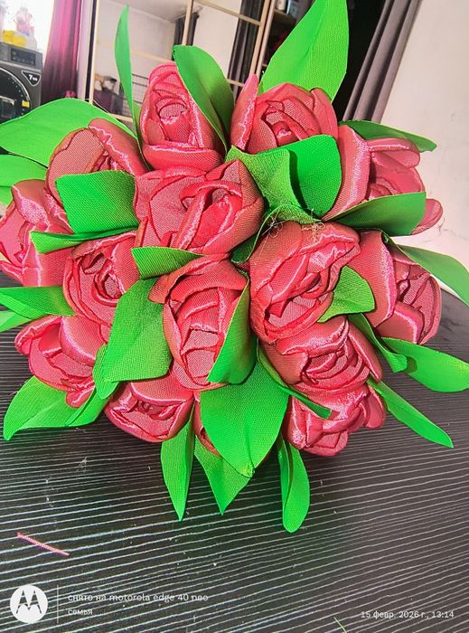 Букет тюльпанов из атласных лент