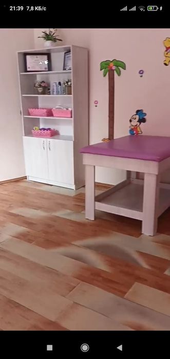 Bolalar kushetkasi, shkaf va pufik