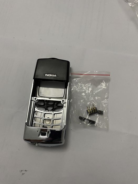 Carcasa Nokia 8810