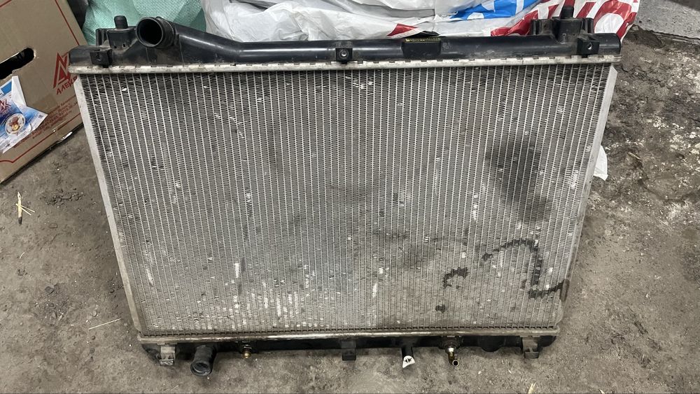 Продам радиатор Suzuki