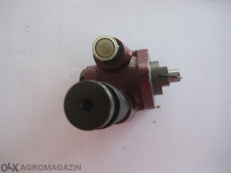 Подкачваща Помпа Мтз Трактор