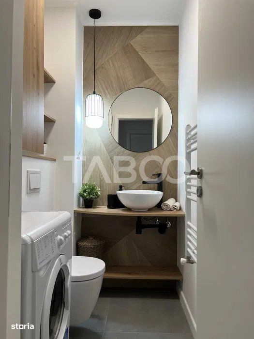 Apartament de inchiriat cu 3 camere etajul 1 in zona Strand