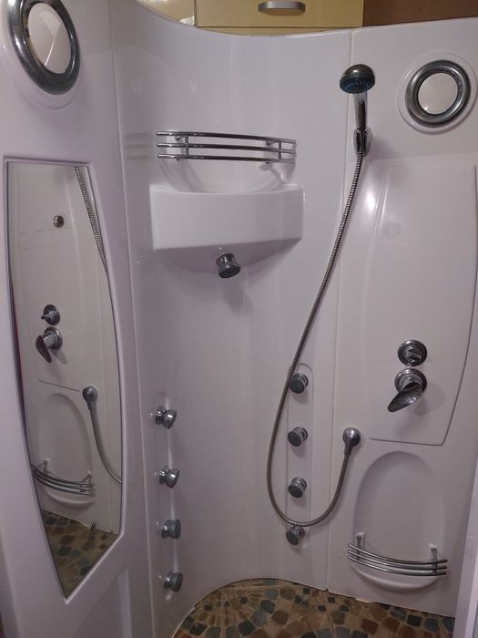 Vad cabina dus multifuncțională