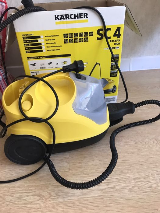 Продам пароочиститель Kärcher SC 4 EasyFix