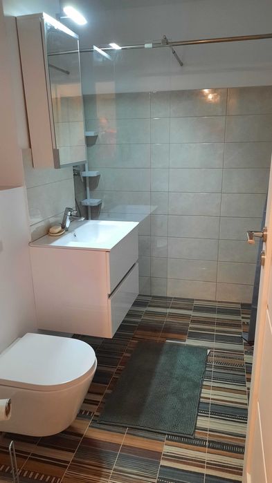 Proprietar inchiriez apartament cu 2 camere