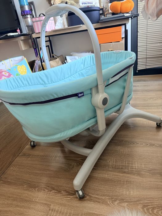 Продавам многофункционално кошче Chicco baby Hug 4 в 1