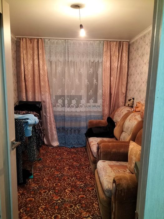 Продам 4х комнатную квартиру