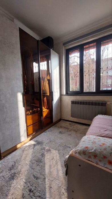 Продается 2/2/5 квартира Карасу-6