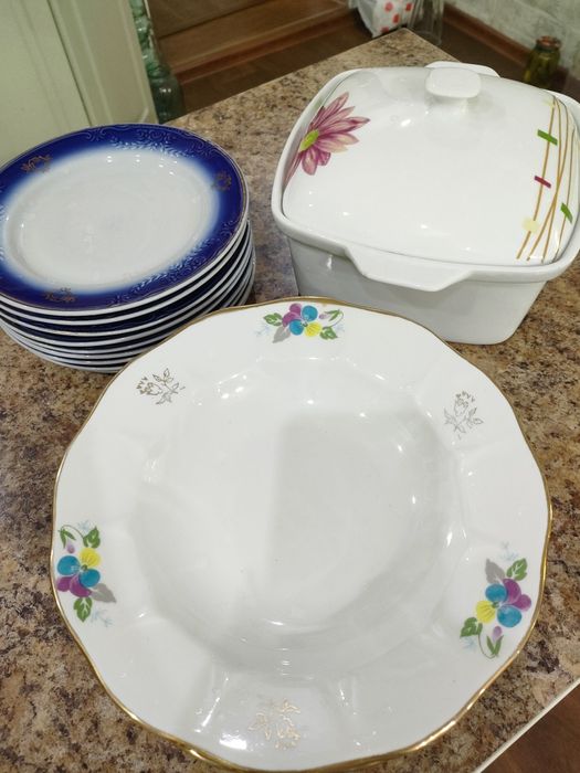 Продам тарелки б/у