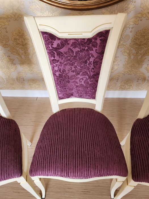 Продам 12 стульев в гостиную