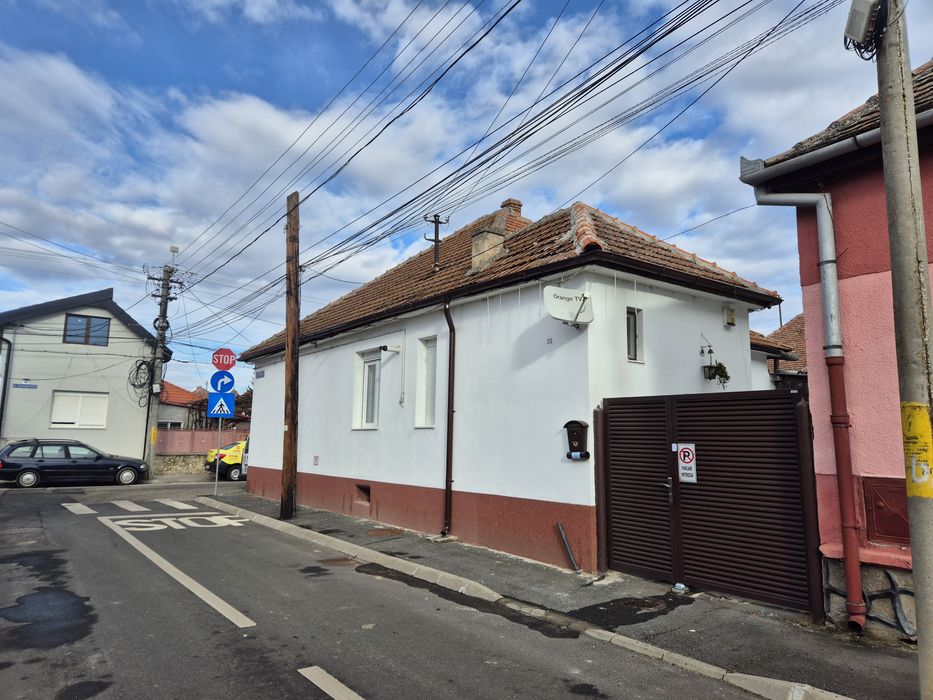 Vând duplex in Sibiu, singur in curte zona Piața Cluj
