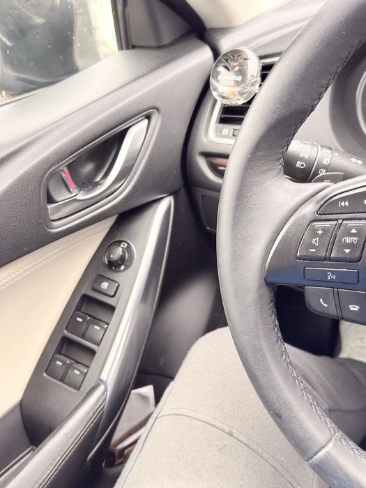 Mazda 6 2.2 full top revolution