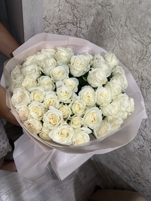 Продам букет из 51 белой розы