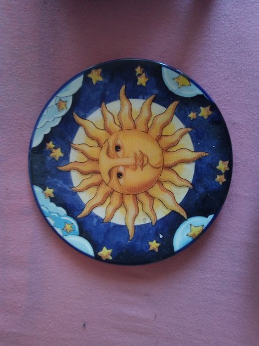 Красиви уникални чинии