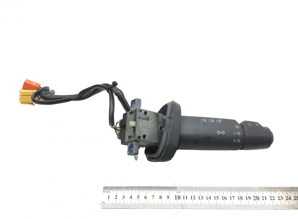 81255090144 Întrerupătorul luminilor semnalizatoare MAN VALEO TGL, TGM, TGS, TGX (2005-2021) MAN