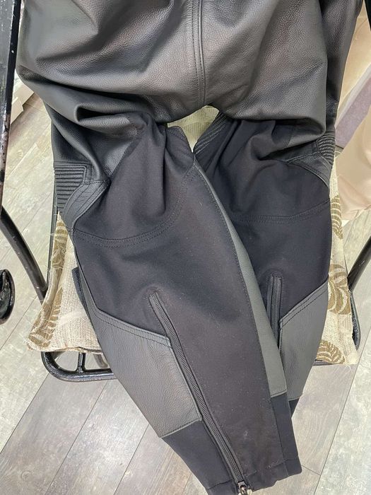 Мъжки мото  екип IKON размер 54