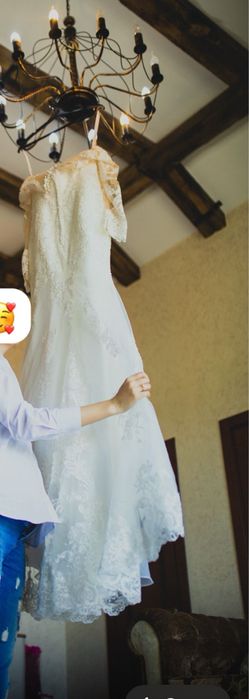 Свадебное платье