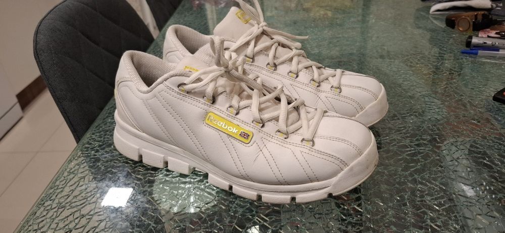 Adidasi REEBOK, nr. 41