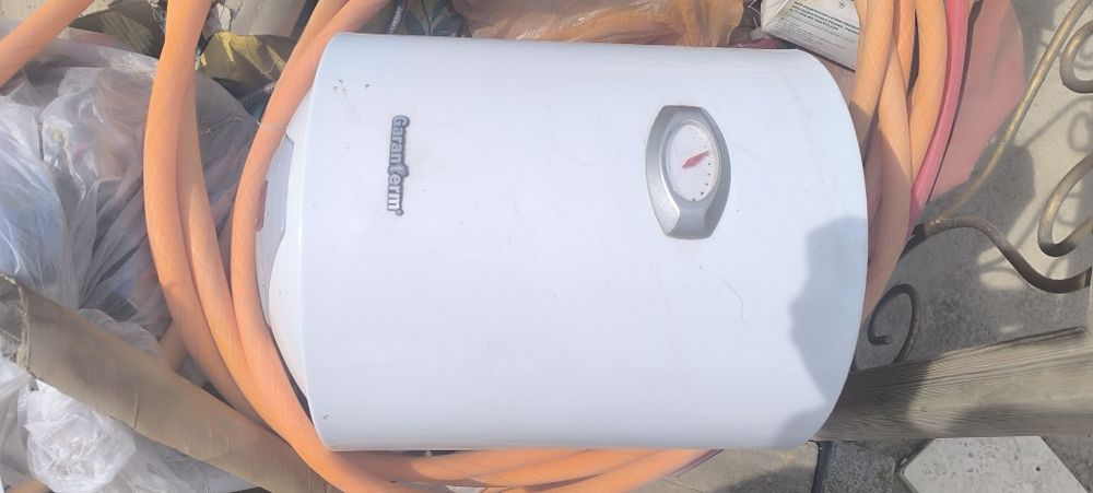 Аристон 35л сатылады