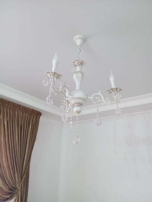 Люстра на 3 (три) лампочки