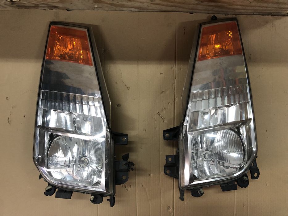 Vand far stanga, dreapta Nissan Cabstar