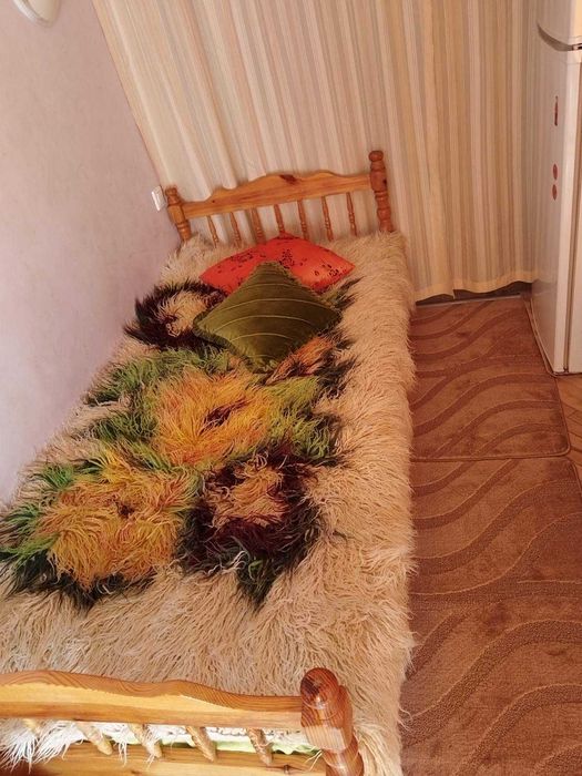 Дава се под наем Ателие в София, Център - 15 кв.м за 298.86 € - Снимка #2