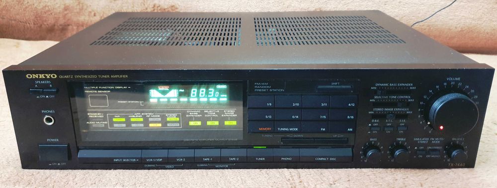 Onkyo TX-7440 putere 2X60W pe 8 Ohm, 80W pe 4 Ohm
