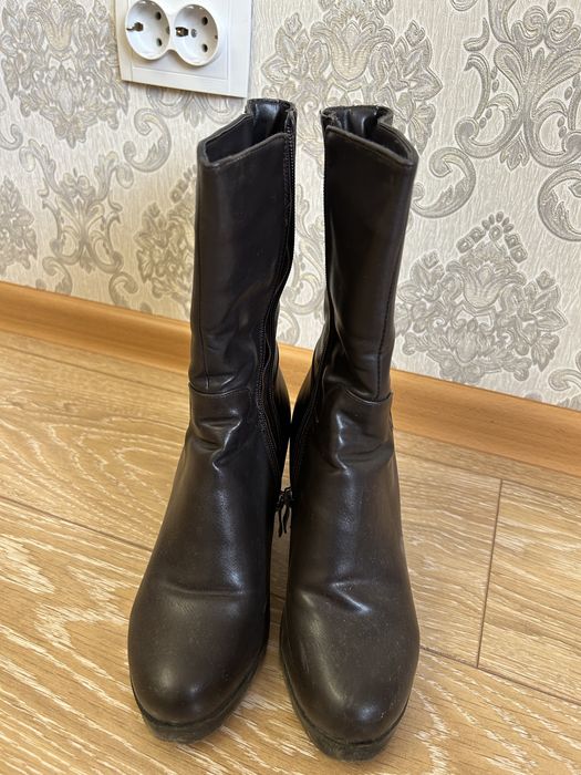 Продам сапоги осень-весна