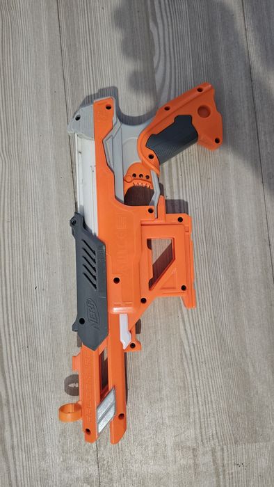 Pistol / Blaster Nerf N-Strike Elite AccuStrike FalconFire - Stare Excelentă