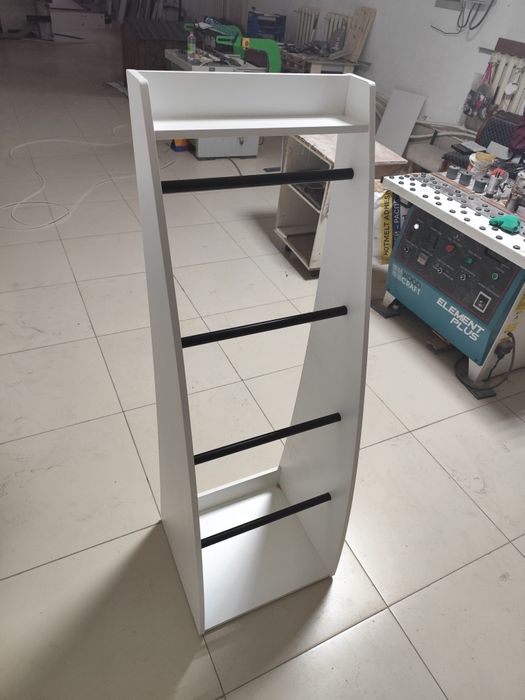 Вешелка наполная для детских вещей