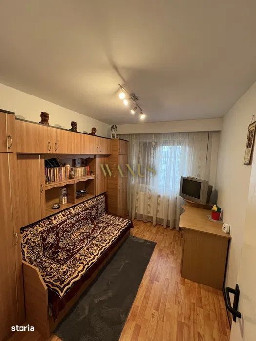 Apartament 3 camere, 54mp, garaj, 2 boxe, zona La Terenuri, Manastur
