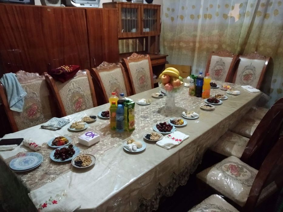 Stol stul 12~talik mexmonxona uchun mebel narxini kelishamiz