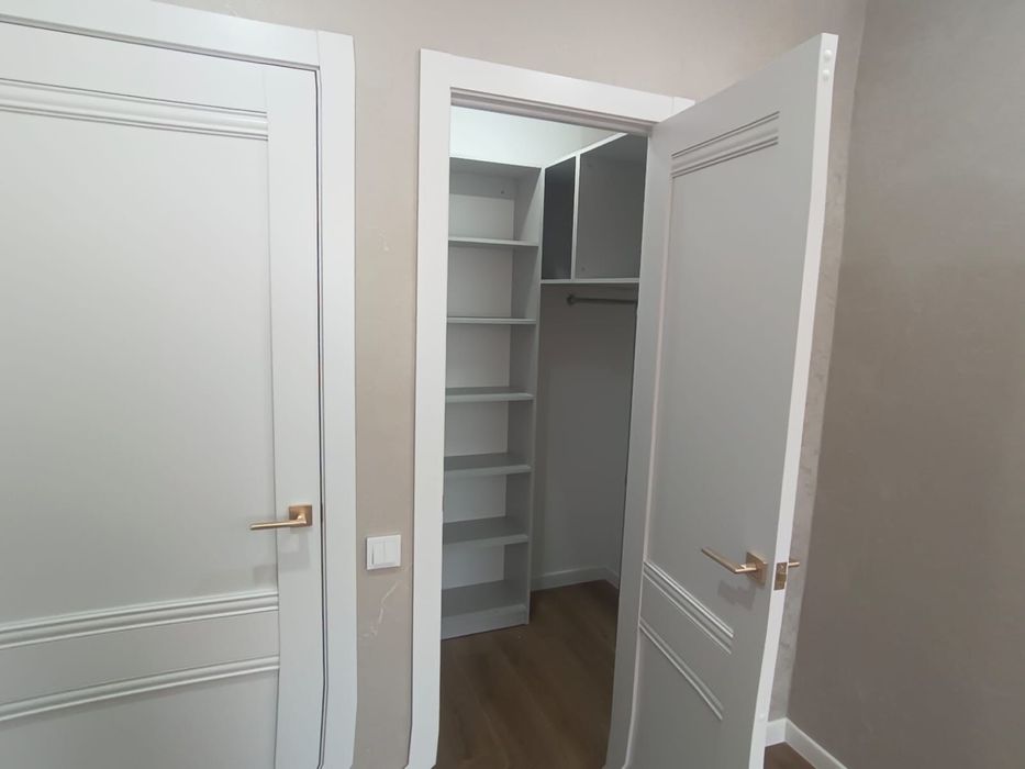 3-комнатная квартира ( Драмтеатр )