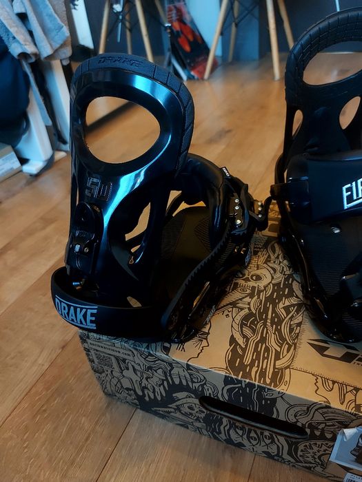 Автомати за сноуборд Drake Fifty L размер