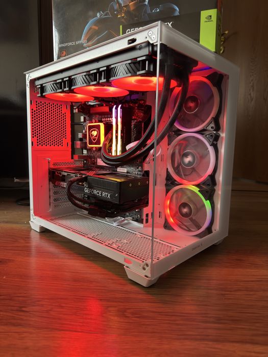 Геймърски компютър/ I7 11700K/Водно/32GB/RTX 5070/1TB SSD