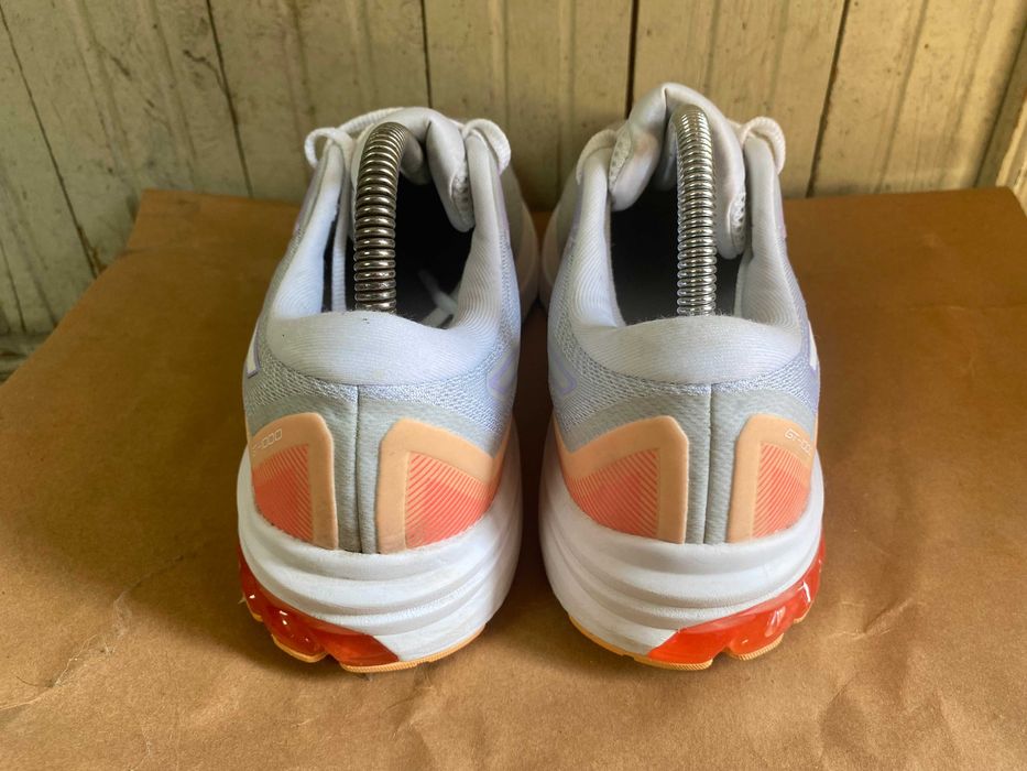 '' Asics Gt-1000 11''оригинални маратонки 42 номер