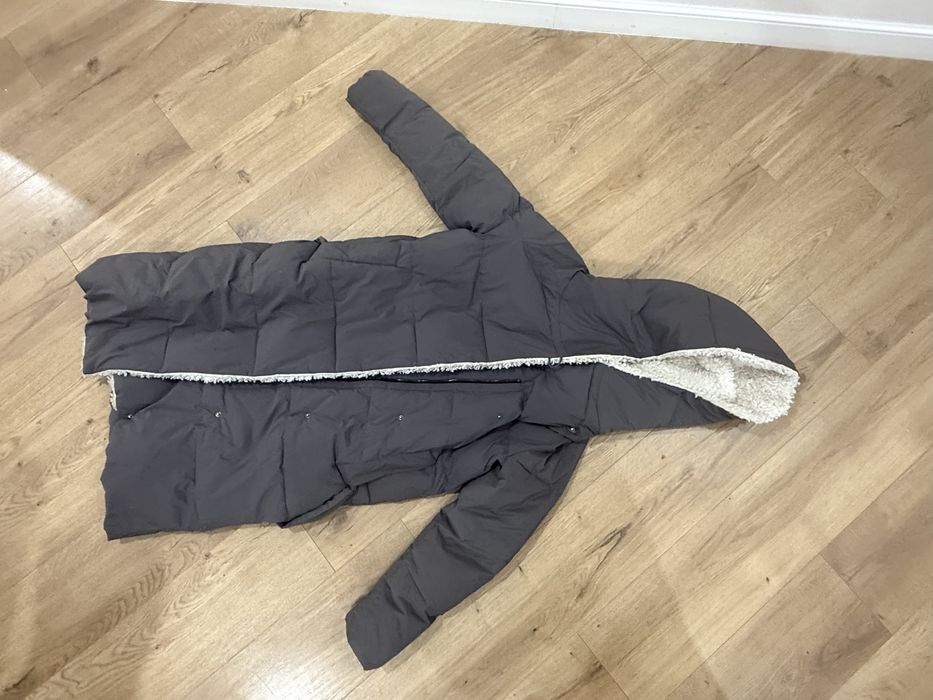 Продам зимний пуховик