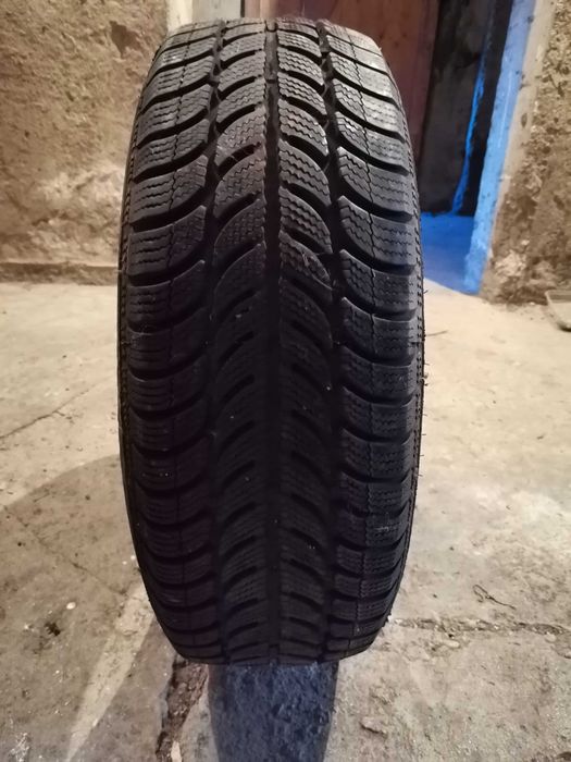 Продавам 1 брой зимна гума 185.65.15 дот 2019 Sava