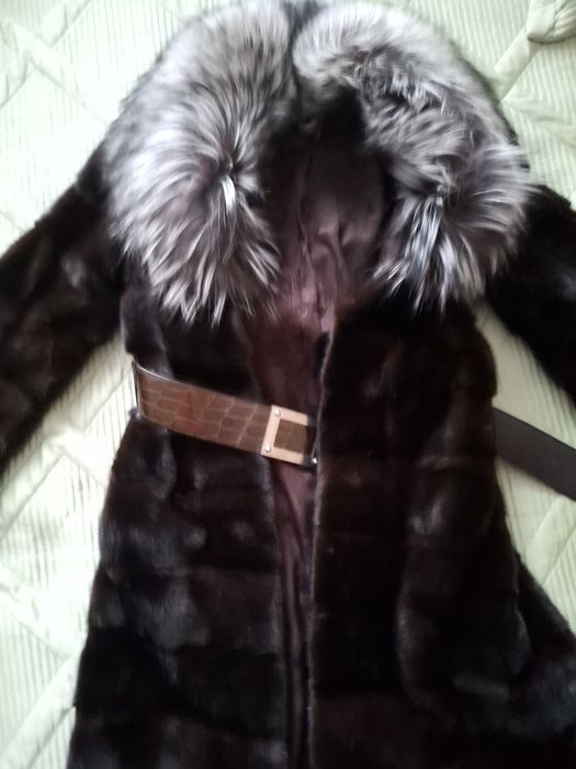 Шуба норковая с меховым воротником