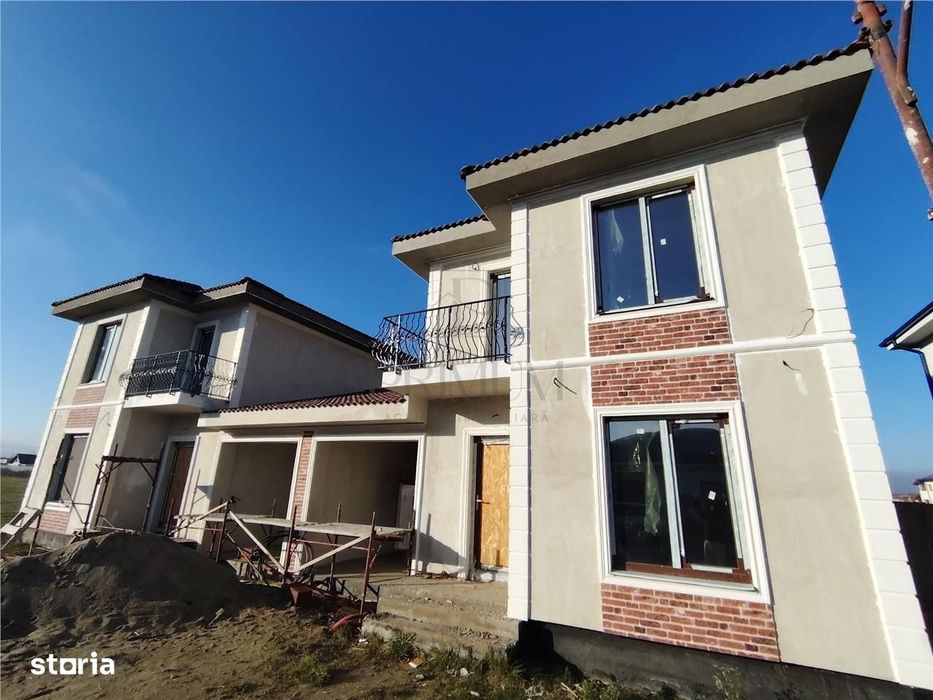 Duplex despartit prin garaj - personalizare interioara - toate utilita