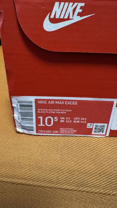 Nike Air Max Excee 44.5