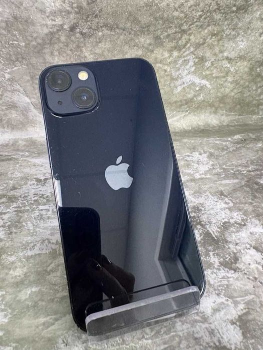 Apple iPhone 13 лот 122/0757