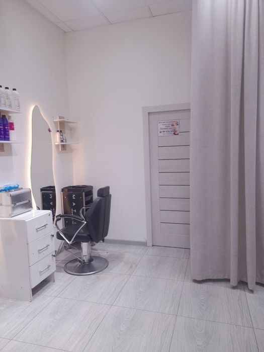 Salon arendaga beriladii sergili choch tepada tayyor joy
