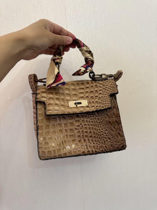 Отдам женские сумки