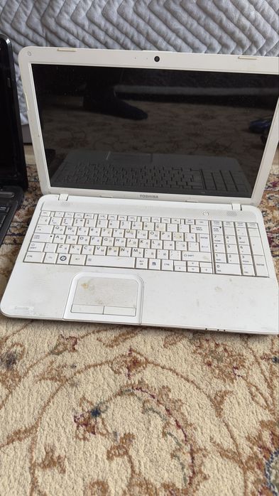 Ноутбук Toshiba