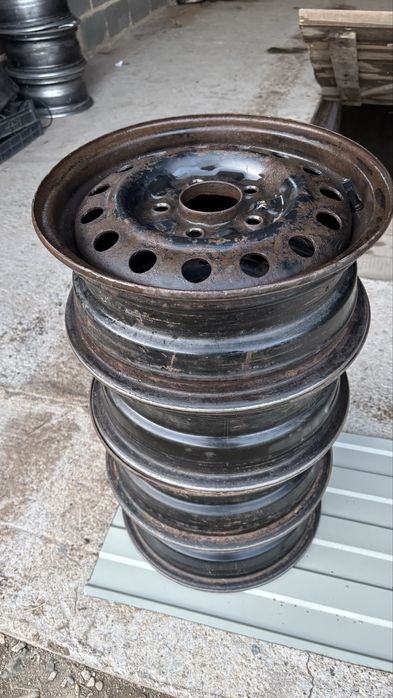 Железные диски R14  5x114,3 Мазда кронос