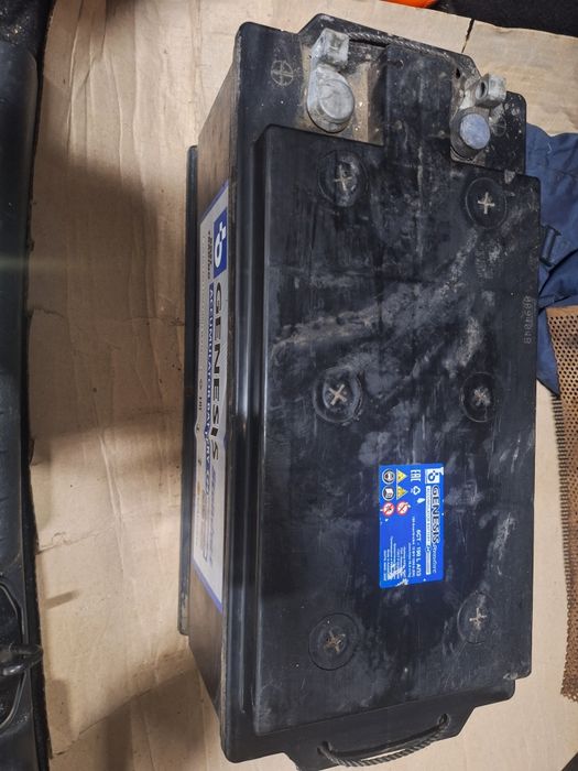 Продам на камаз хороший аккамулятор