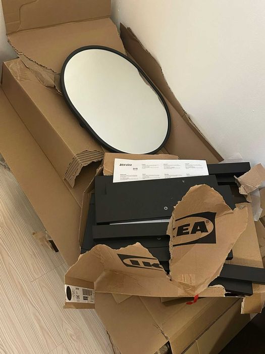 Set mobilier IKEA, masă de toaletă cu oglindă + scăunel!